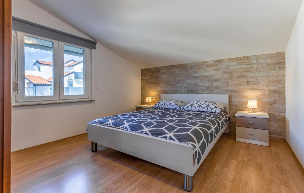 Apartments Denis 2 Медулин Екстериор снимка
