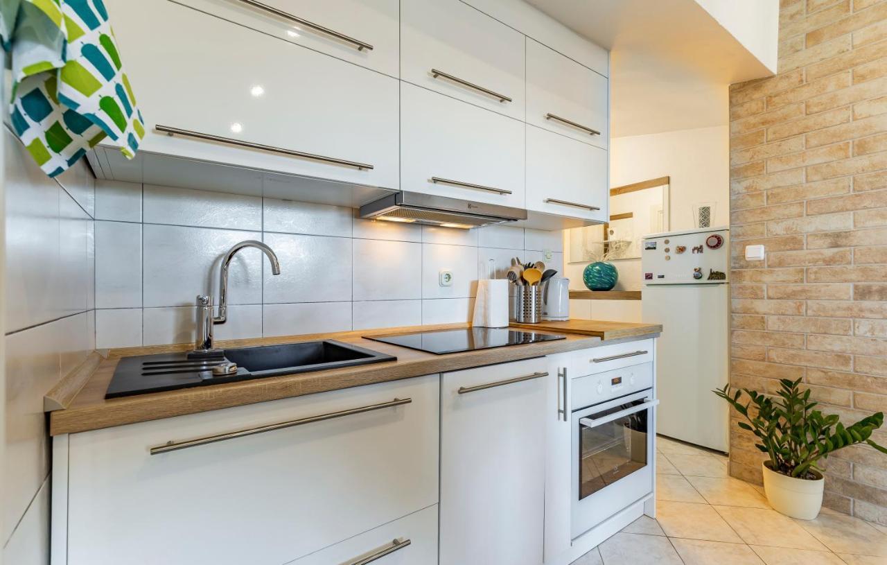 Apartments Denis 2 Медулин Екстериор снимка